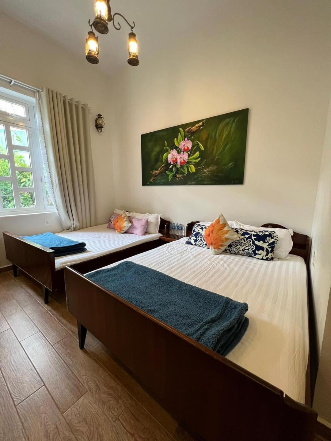 De Daisy Villa Homestay Da Lat Exterior photo